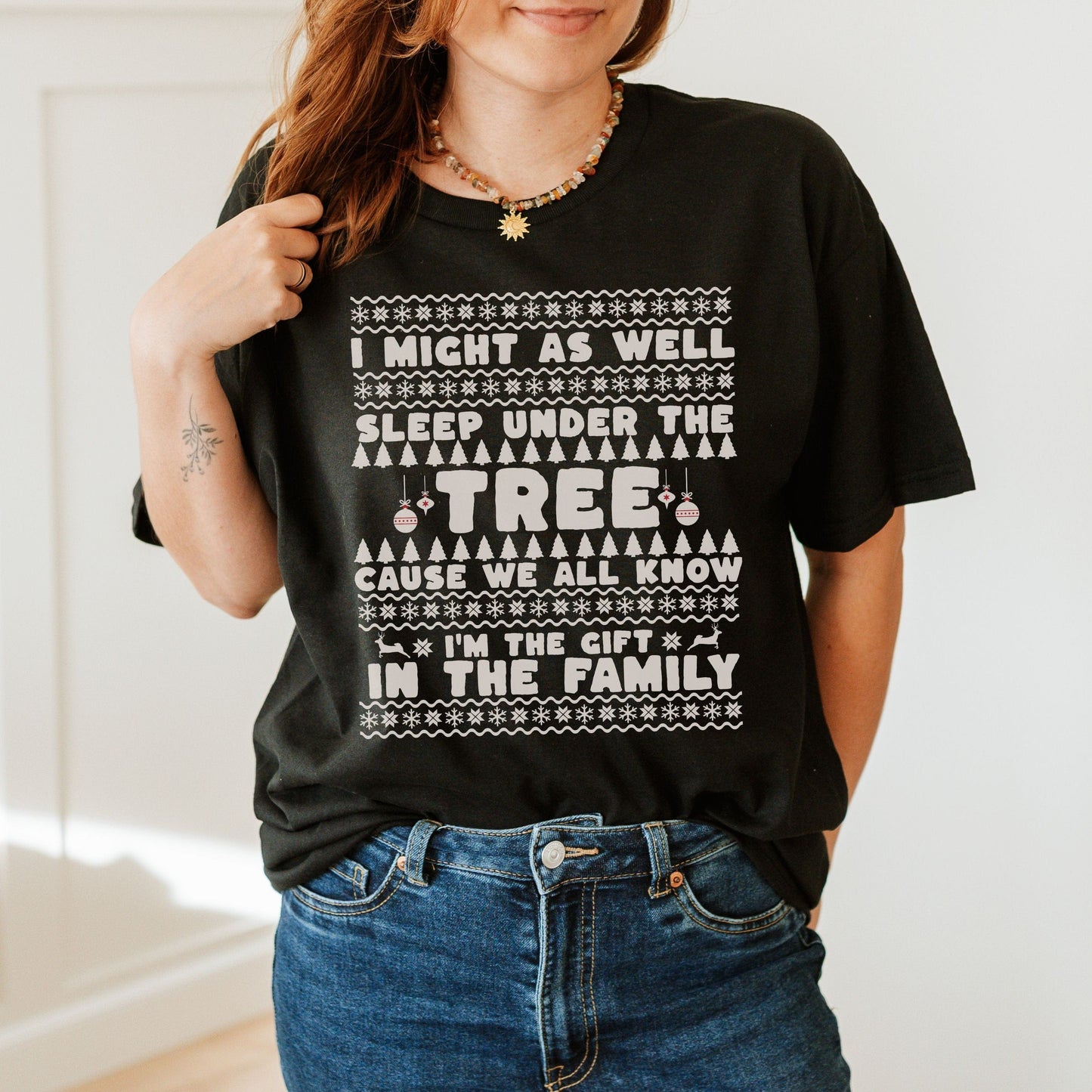 ugly christmas shirt, funny ugly christmas shirt, funny christmas tshirt, retro christmas shirt, funny family Xmas gift, I’m the gift shirt