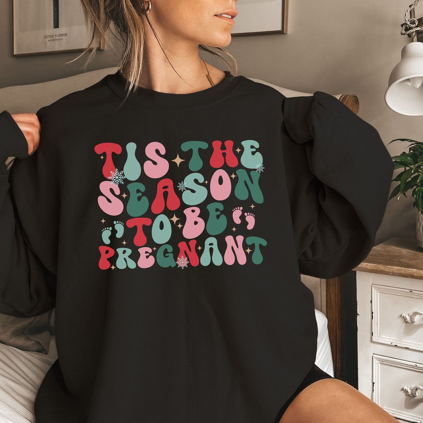 Christmas pregnancy announcement sweatshirt, christmas pregnancy shirt, christmas pregnancy announcement, maternity christmas shirt, jumper
