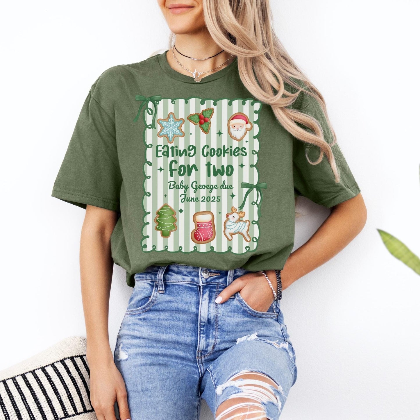 Custom Christmas Pregnancy Announcement Shirt, Christmas Baby Reveal Tee, Pregnant Holiday T-Shirt, Gingerbread Cookie Reveal, Maternity Tee