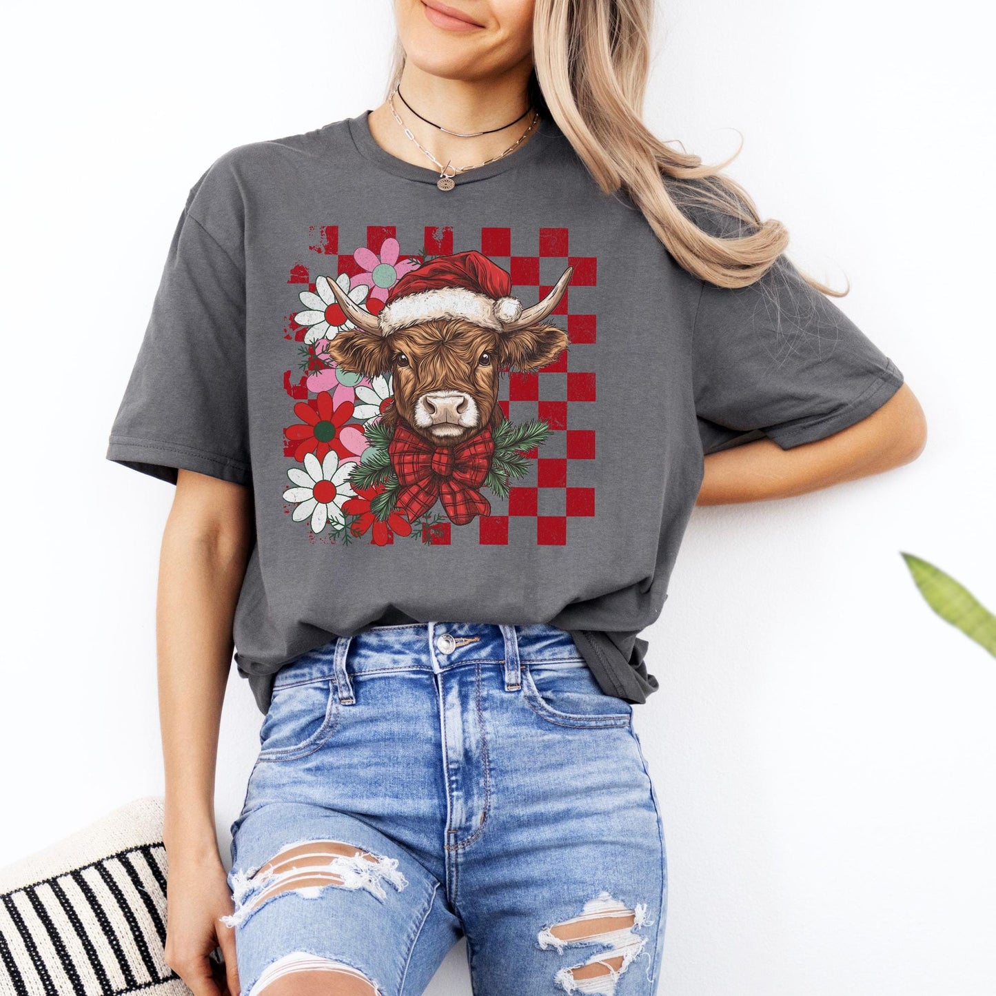 Highland Cow Christmas Shirt, Vintage Merry Christmas TShirt, Christmas Western Outfit, Xmas Gift For Her, Coquette Cowgirl, Holiday Crew