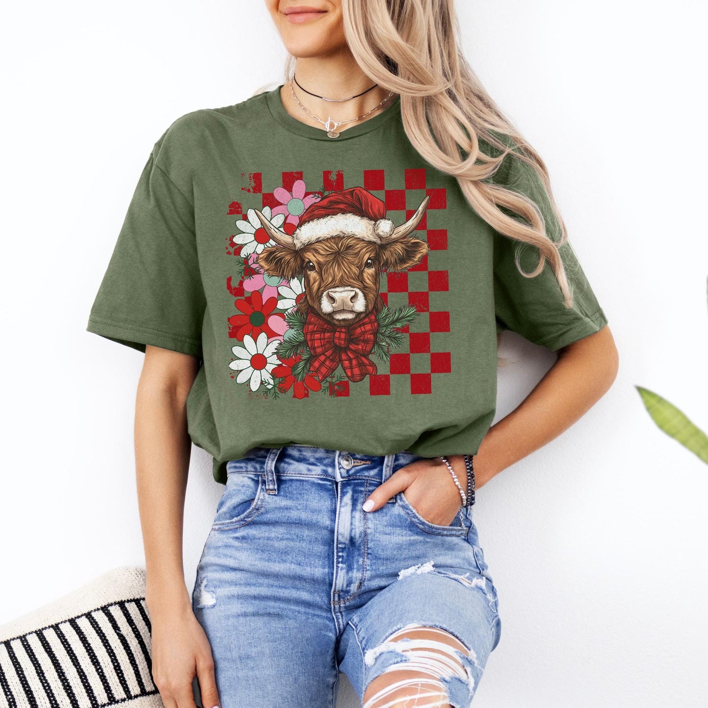 Highland Cow Christmas Shirt, Vintage Merry Christmas TShirt, Christmas Western Outfit, Xmas Gift For Her, Coquette Cowgirl, Holiday Crew