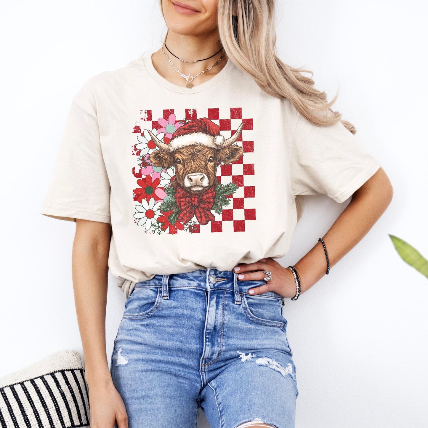 Highland Cow Christmas Shirt, Vintage Merry Christmas TShirt, Christmas Western Outfit, Xmas Gift For Her, Coquette Cowgirl, Holiday Crew