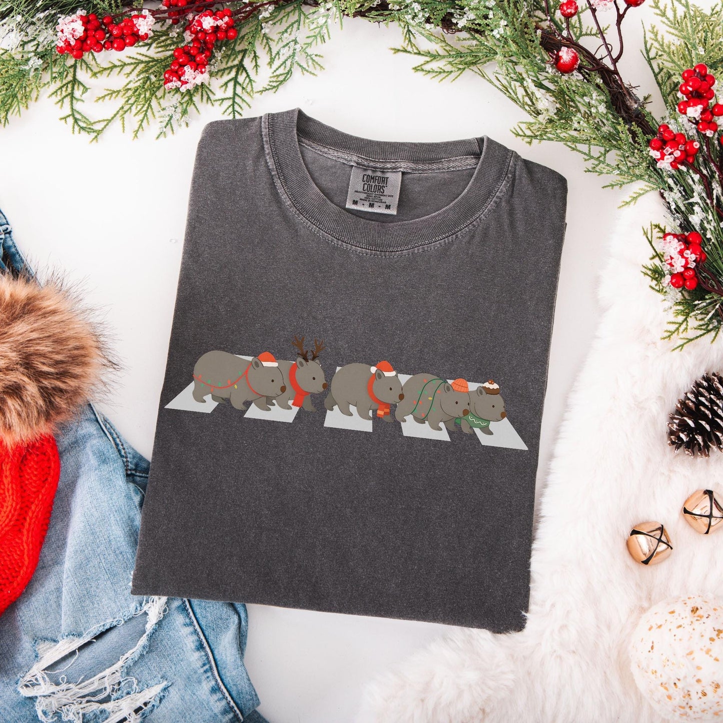 Wombat Christmas Comfort Colors Shirt, Australian Animals Tee, Matching Family Aussie Christmas T-Shirt, Funny Christmas Shirts, Expat Xmas