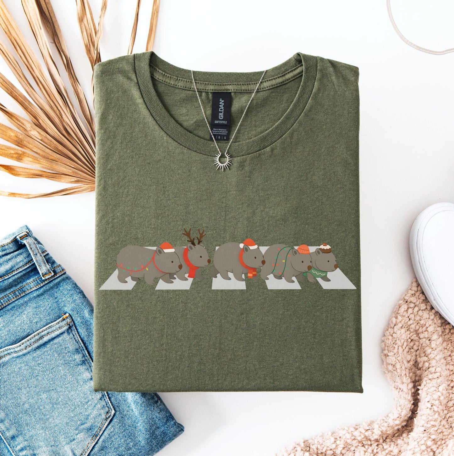 Wombat Christmas Shirt | Australian Animals Tee | Matching Family Aussie Xmas T-Shirts | Funny Kids & Expat Holiday Gifts | Christmas Shirt
