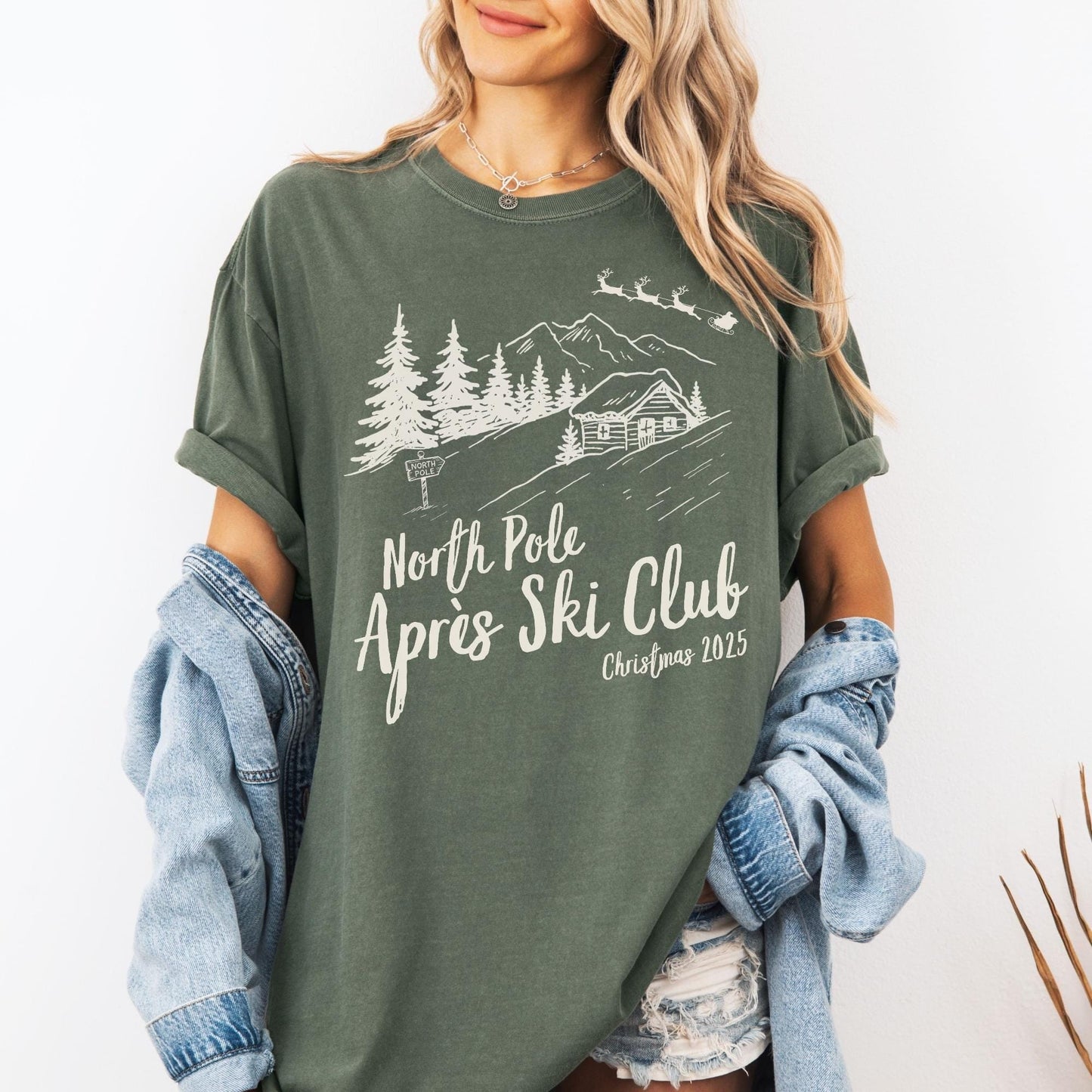 Après Ski Club Comfort Colors Shirt, Matching Family Christmas Tshirts, Christmas Group Tees, Ski Vacation Gifts, Trendy Holiday Gift, Santa