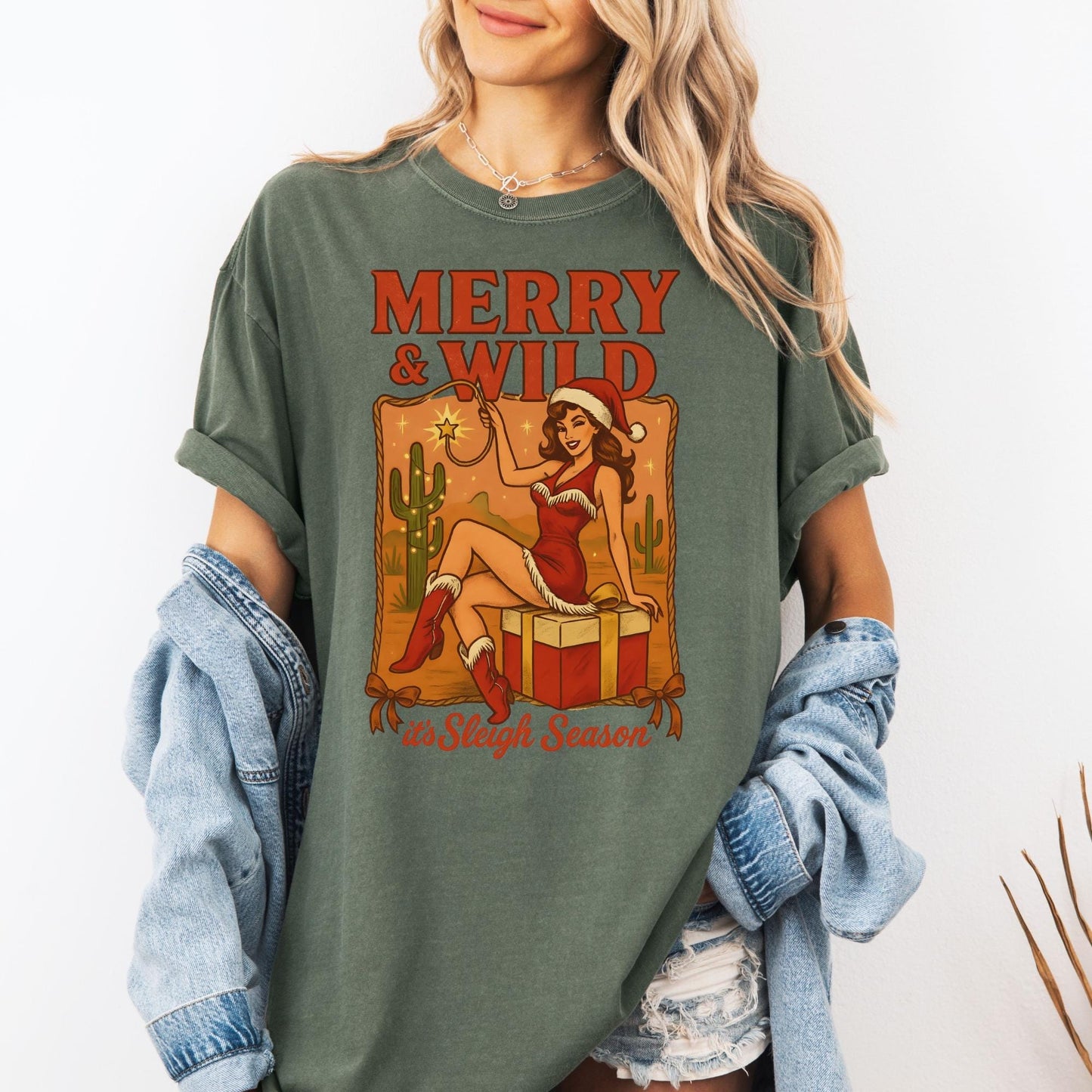 Western Christmas Comfort Colors Shirt, Vintage Merry Christmas TShirt, Christmas Western Outfit, Xmas Gift For Her, Coquette Cowgirl Tee
