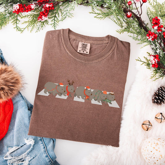 Wombat Christmas Comfort Colors Shirt, Australian Animals Tee, Matching Family Aussie Christmas T-Shirt, Funny Christmas Shirts, Expat Xmas