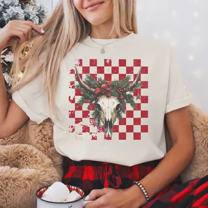Western Christmas Comfort Colors Shirt, Vintage Merry Christmas TShirt, Christmas Western Outfit, Xmas Gift For Her, Coquette Cowgirl Tee